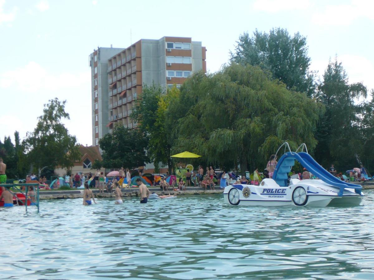 Vizparti Sas Apartman Siófok Extérieur photo